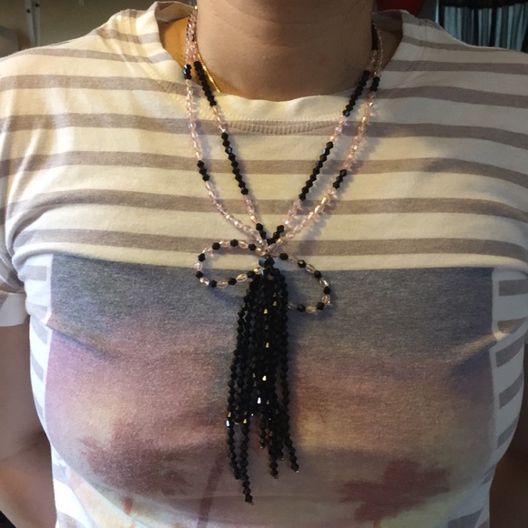 Pink and Black Beaded Necklace - Picture 3 of 5